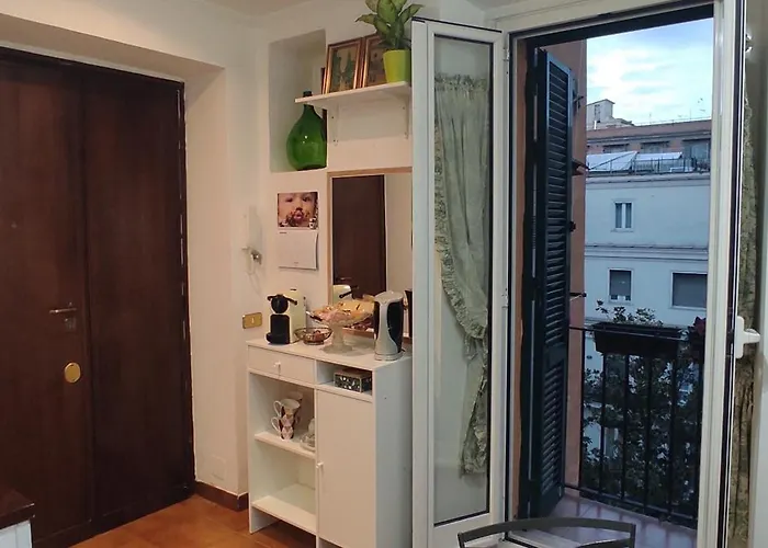 Auror House Apartament *