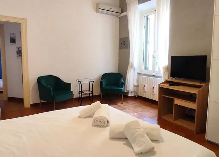 Auror House Apartament *
